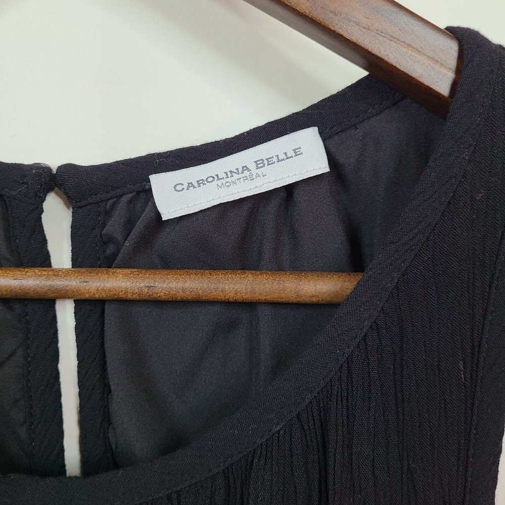 Carolina Belle Black Textured Sleeveless Shift Dress - Picture 3 of 6